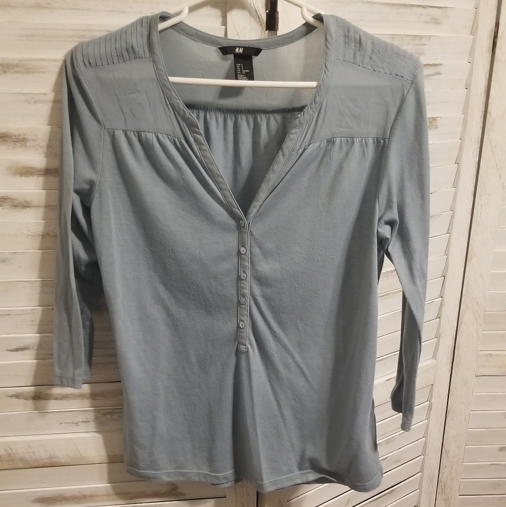 H&M button down blouse